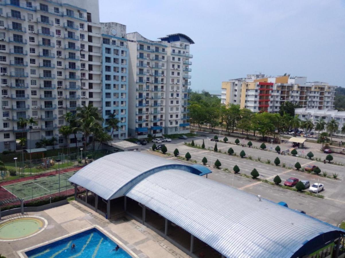 Oyo Homes 90499 Marina View Villas Port Dickson Exterior photo